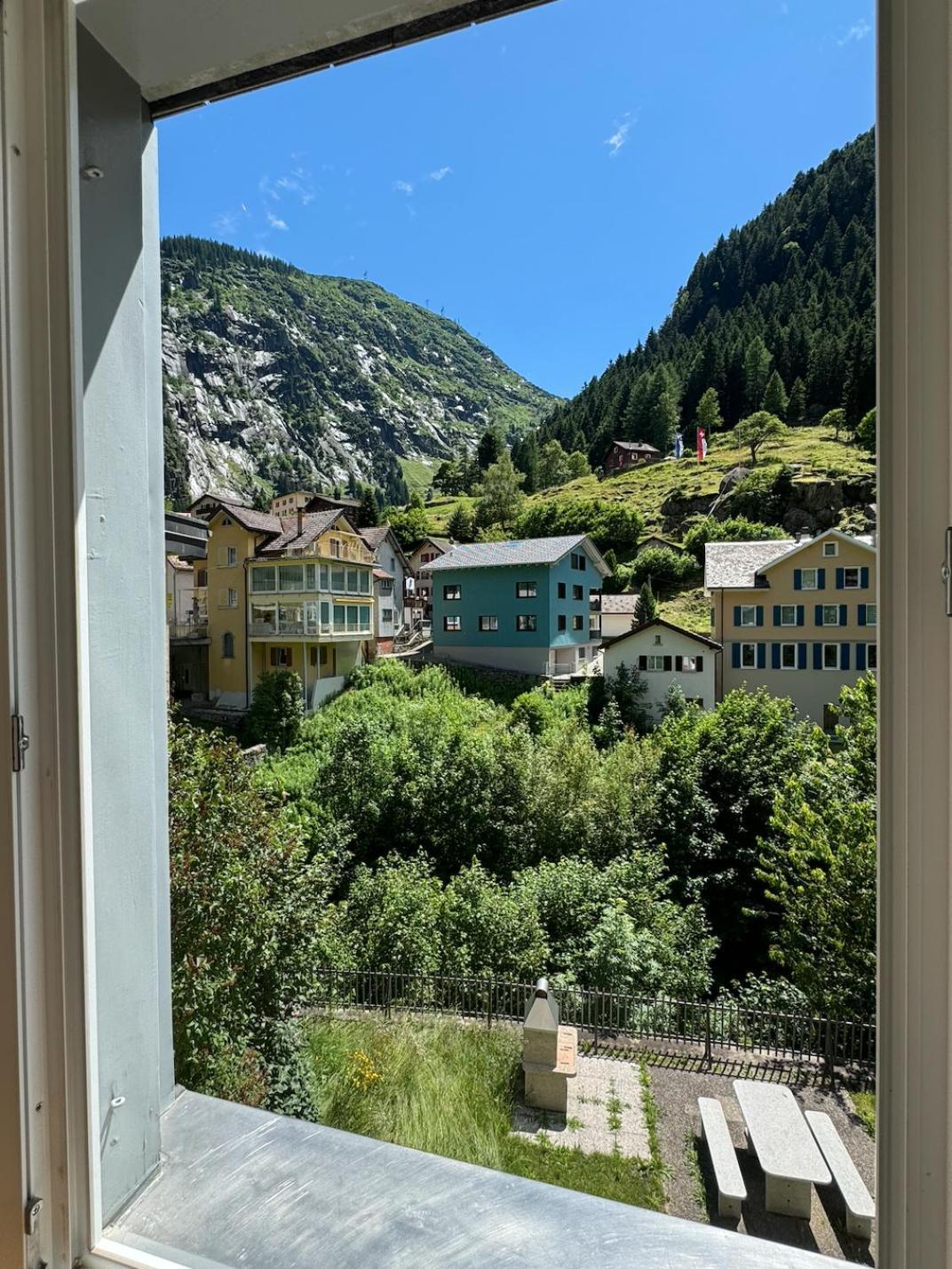 Апартаменти Alpine Haus Ґешенен Екстер'єр фото
